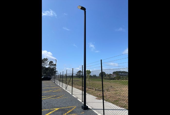 Square Pole Gallery 3